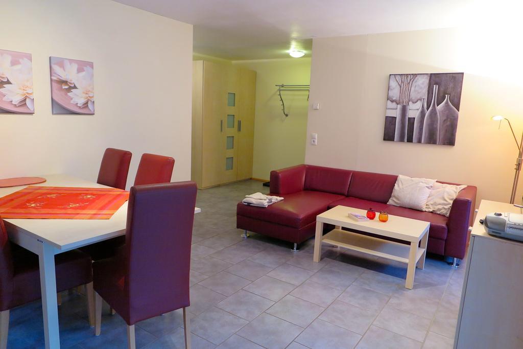 Alpina Central Brand  Habitación foto